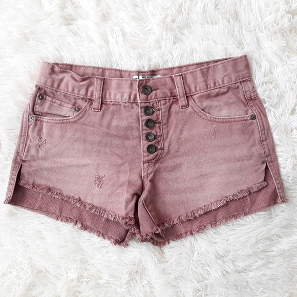 Free People Runaway Slouch Cut-Off Mauve Short - Picture 6 of 13